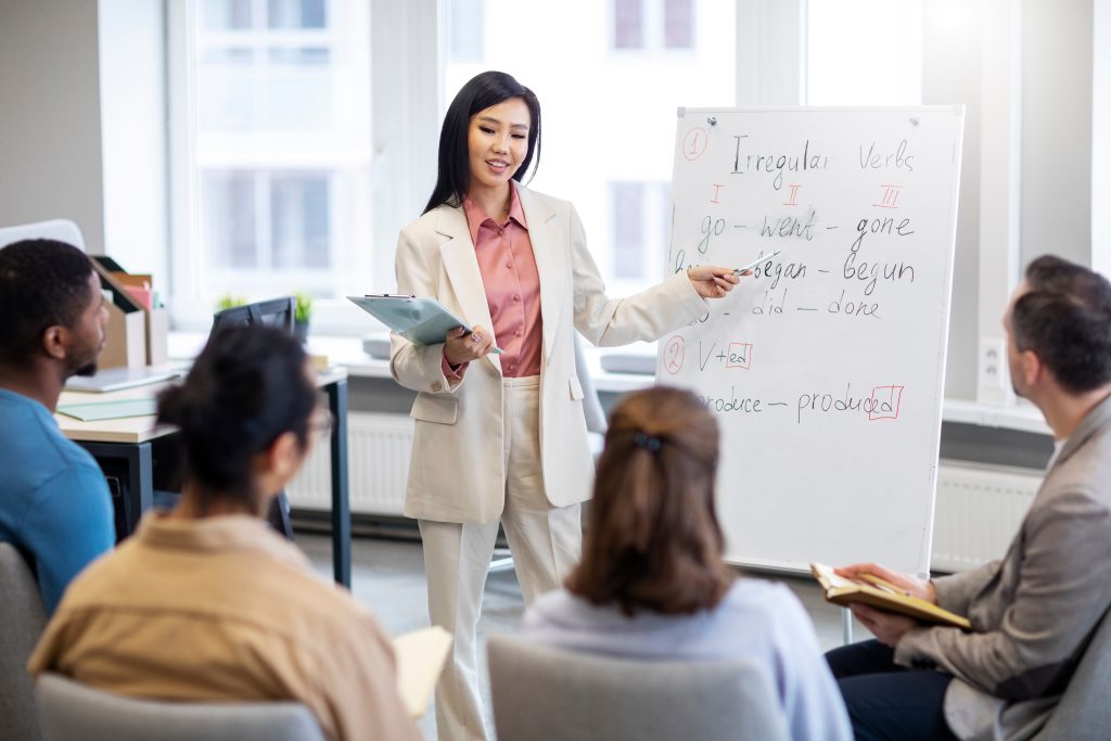 How to Choose the Right English Tuition in Singapore for Your Child